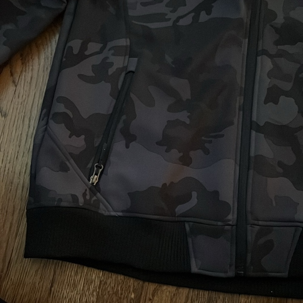 Boys Reebok jacket - Picture 5 of 5